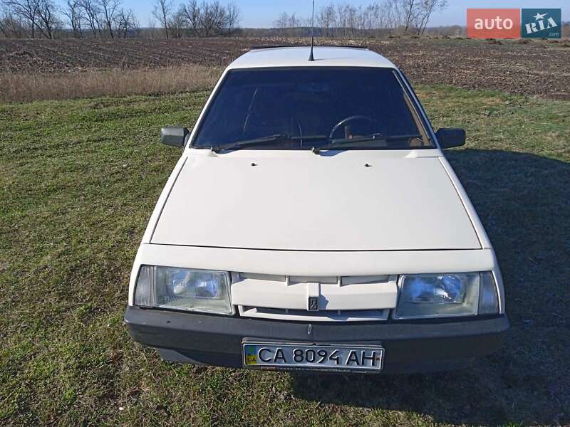 Хэтчбек ВАЗ / Lada 2109 1989 в Черкассах