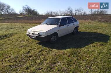 Хэтчбек ВАЗ 2109 1989 в 