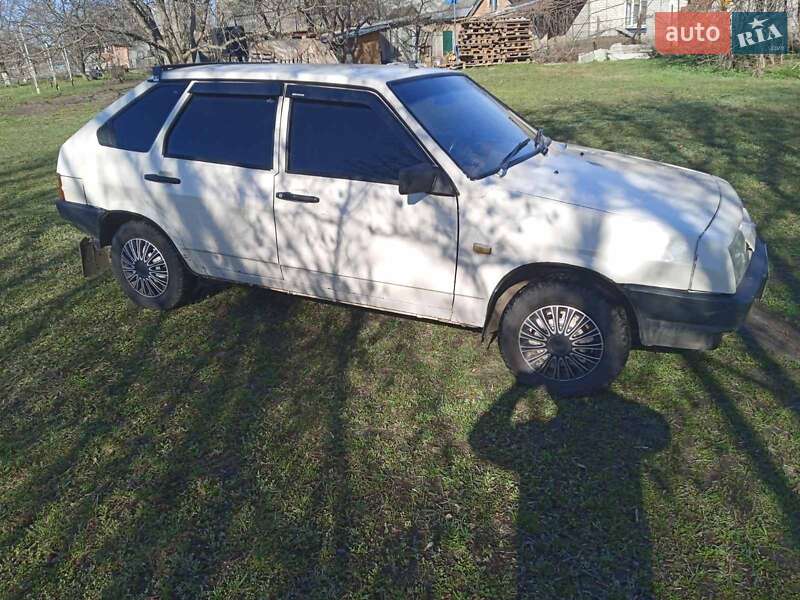Хетчбек ВАЗ / Lada 2109 1989 в Черкасах