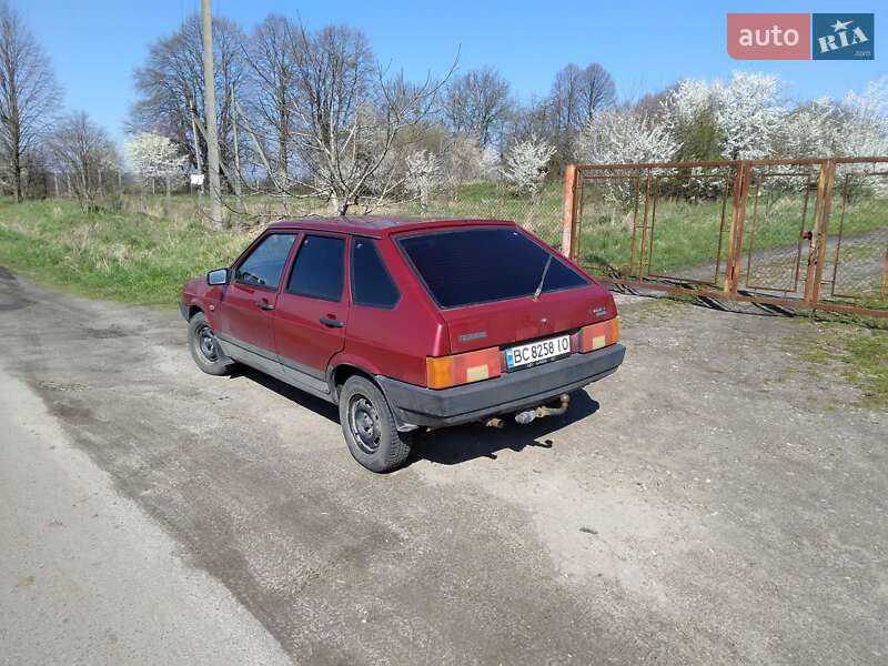 Хетчбек ВАЗ / Lada 2109 1998 в Львові фото 13 Хетчбек ВАЗ / Lada 2109 1998 в Львові