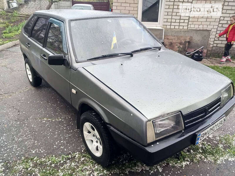 Хетчбек ВАЗ / Lada 2109 2001 в Харкові