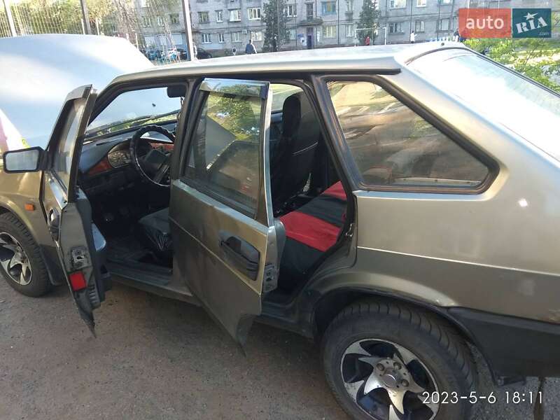 Хэтчбек ВАЗ / Lada 2109 1996 в Кременчуге