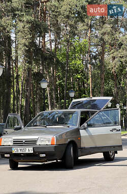 Хэтчбек ВАЗ / Lada 2109 2002 в Чернигове