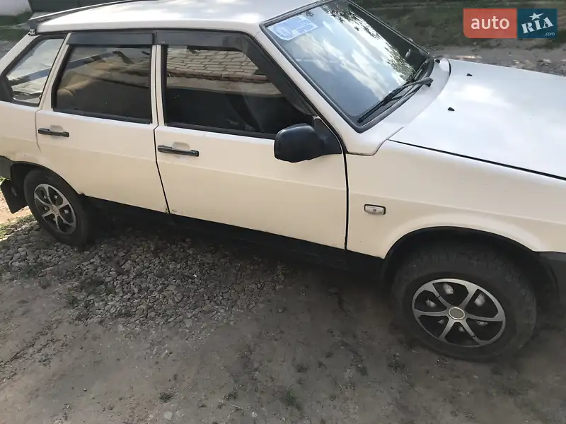 ВАЗ / Lada 2109