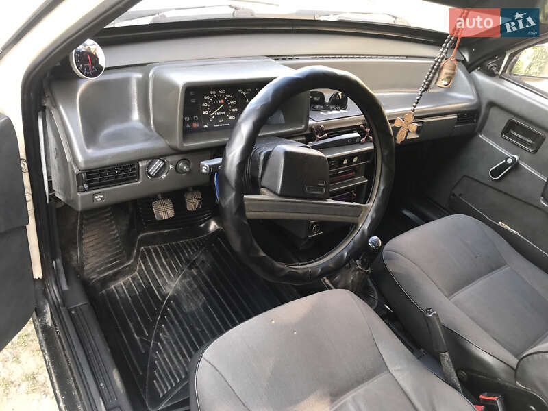 Хэтчбек ВАЗ / Lada 2109 1989 в Люботине