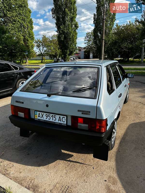 Хэтчбек ВАЗ / Lada 2109 2005 в Харькове