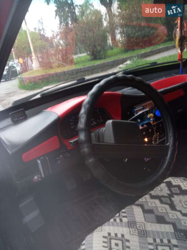 Хэтчбек ВАЗ / Lada 2109 1990 в Ужгороде фото 5 Хэтчбек ВАЗ / Lada 2109 1990 в Ужгороде