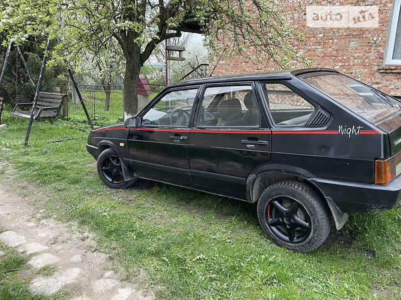 Хетчбек ВАЗ / Lada 2109 1990 в Мостиській