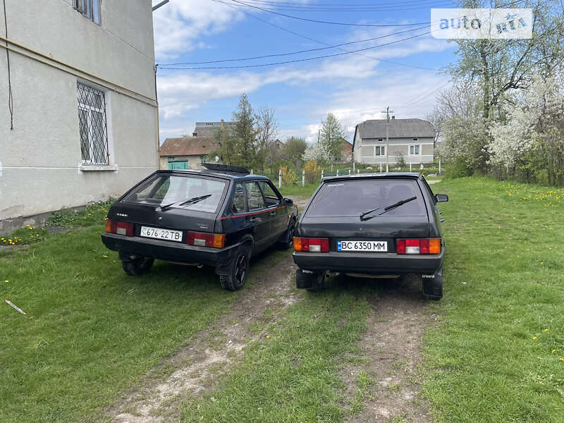 Хетчбек ВАЗ / Lada 2109 1990 в Мостиській