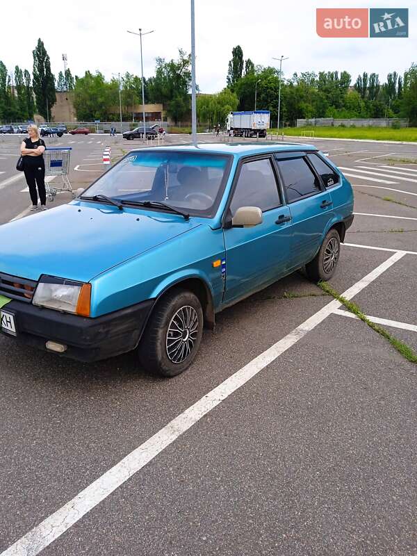 Хетчбек ВАЗ / Lada 2109 1999 в Кривому Розі фото 18 Хетчбек ВАЗ / Lada 2109 1999 в Кривому Розі