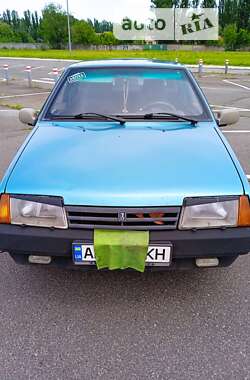 Хэтчбек ВАЗ / Lada 2109 1999 в Кривом Роге