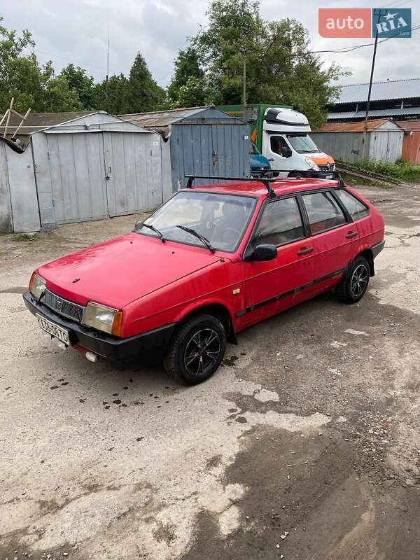 Хетчбек ВАЗ / Lada 2109 1998 в Львові
