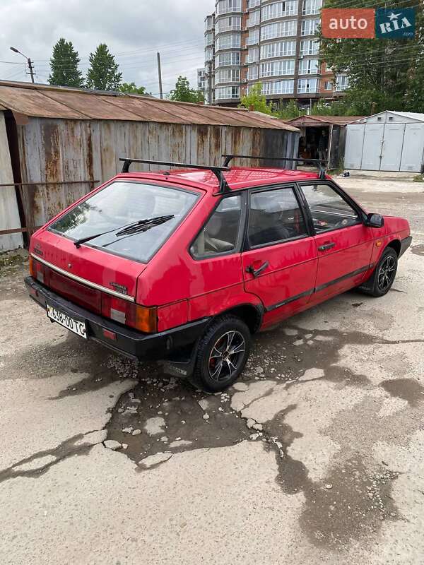 Хетчбек ВАЗ / Lada 2109 1998 в Львові