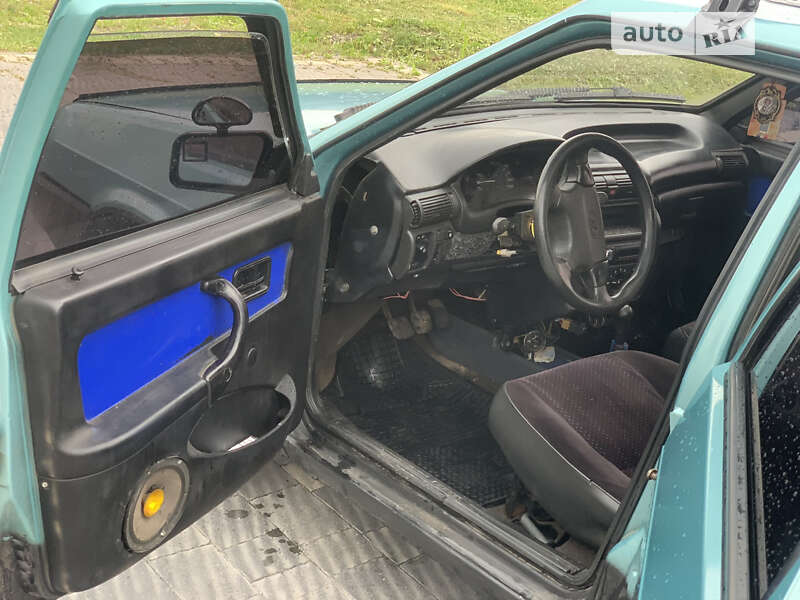 Хэтчбек ВАЗ / Lada 2109 1997 в Буске
