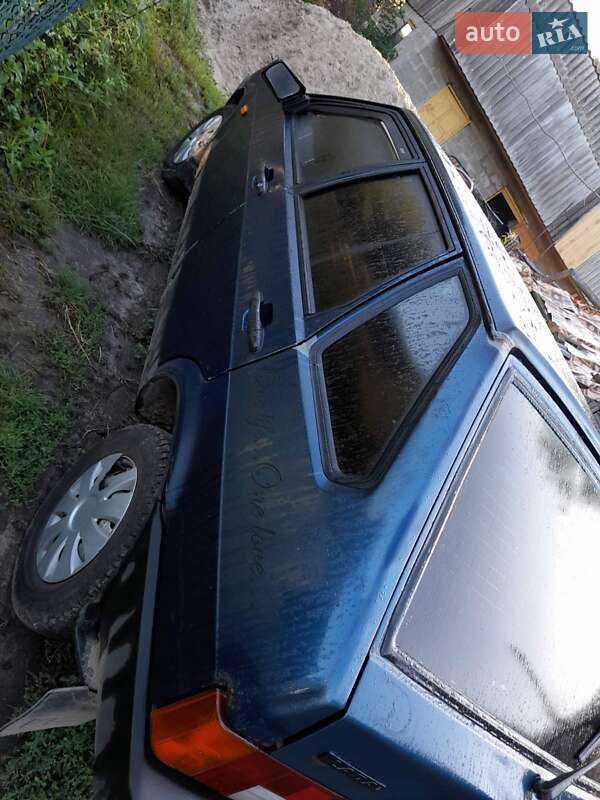 Хэтчбек ВАЗ / Lada 2109 2004 в Шепетовке