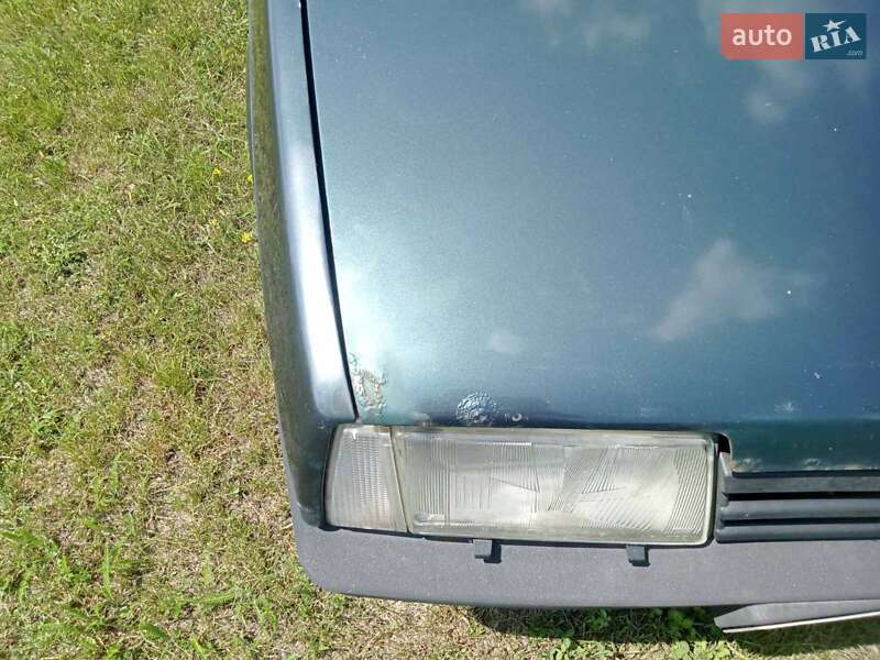 Хэтчбек ВАЗ / Lada 2109 2004 в Киеве