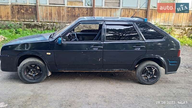 Хетчбек ВАЗ / Lada 2109 1992 в Великому Березному