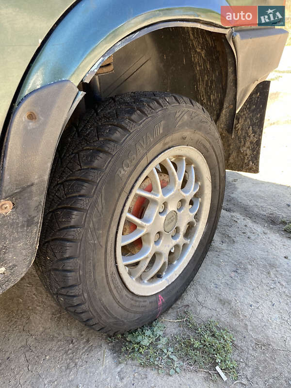 Хэтчбек ВАЗ / Lada 2109 2002 в Тарутине