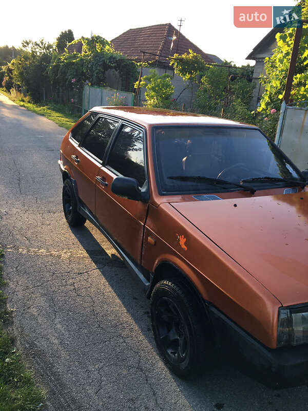 Хетчбек ВАЗ / Lada 2109 1999 в Мукачевому