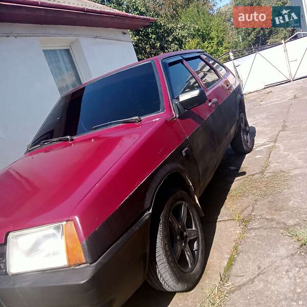 Хэтчбек ВАЗ / Lada 2109 1992 в Тысменице