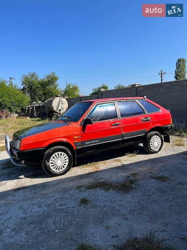 Хэтчбек ВАЗ / Lada 2109 1991 в Лысянке