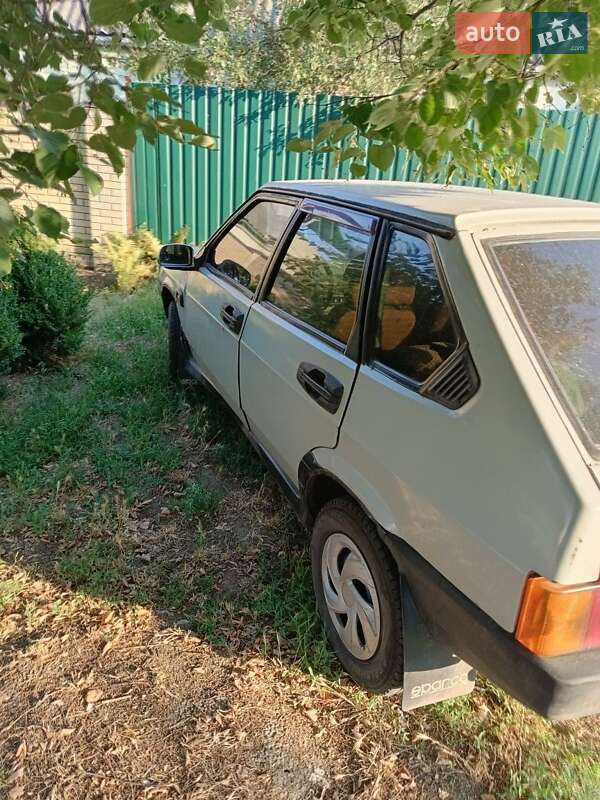 Хэтчбек ВАЗ / Lada 2109 1988 в Днепре