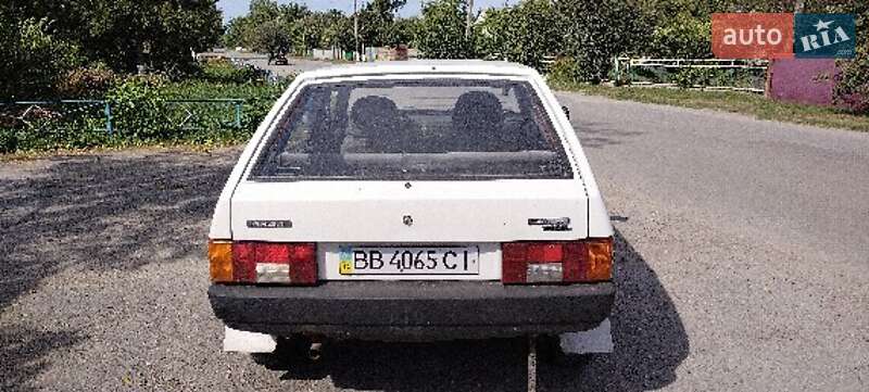 Хетчбек ВАЗ / Lada 2109 1992 в Жашківу