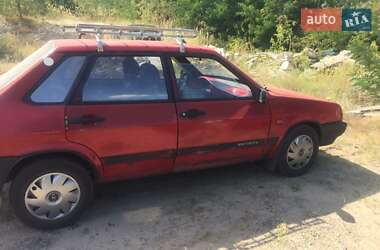 Хэтчбек ВАЗ / Lada 2109 1993 в Киеве