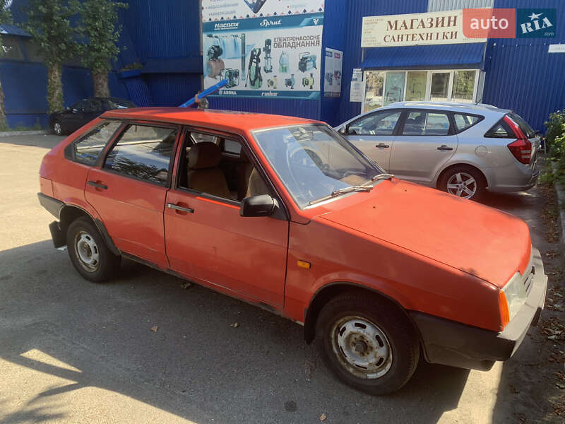Хэтчбек ВАЗ / Lada 2109 1988 в Киеве