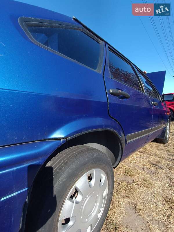 Хэтчбек ВАЗ / Lada 2109 2002 в Каневе