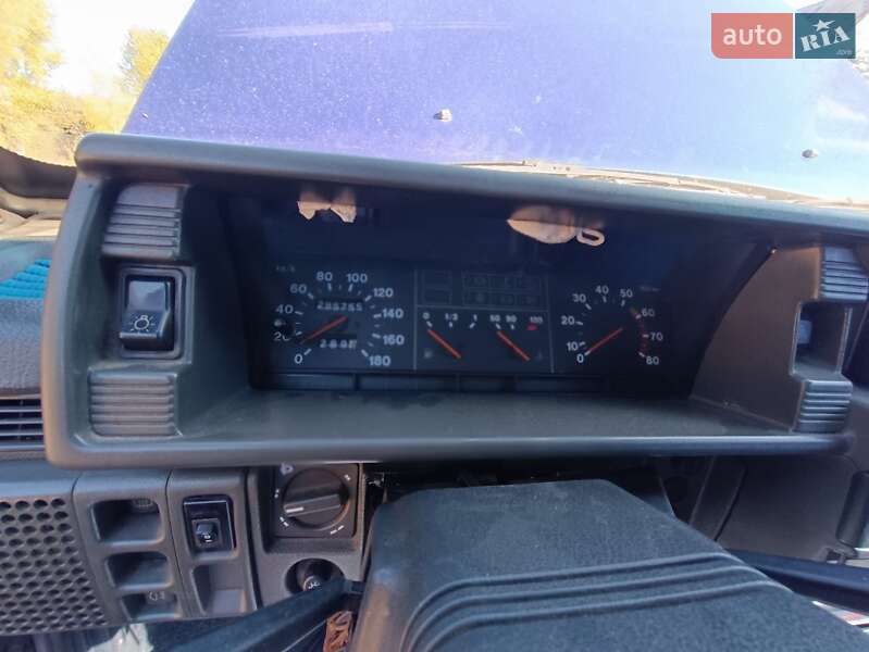 Хэтчбек ВАЗ / Lada 2109 2002 в Каневе