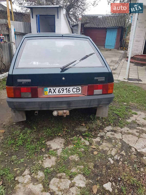 Хетчбек ВАЗ / Lada 2109 2001 в Харкові
