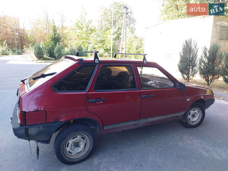 Хетчбек ВАЗ / Lada 2109 1992 в Вільногірську