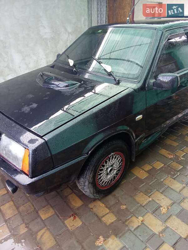 Хетчбек ВАЗ / Lada 2109 1990 в Миколаєві