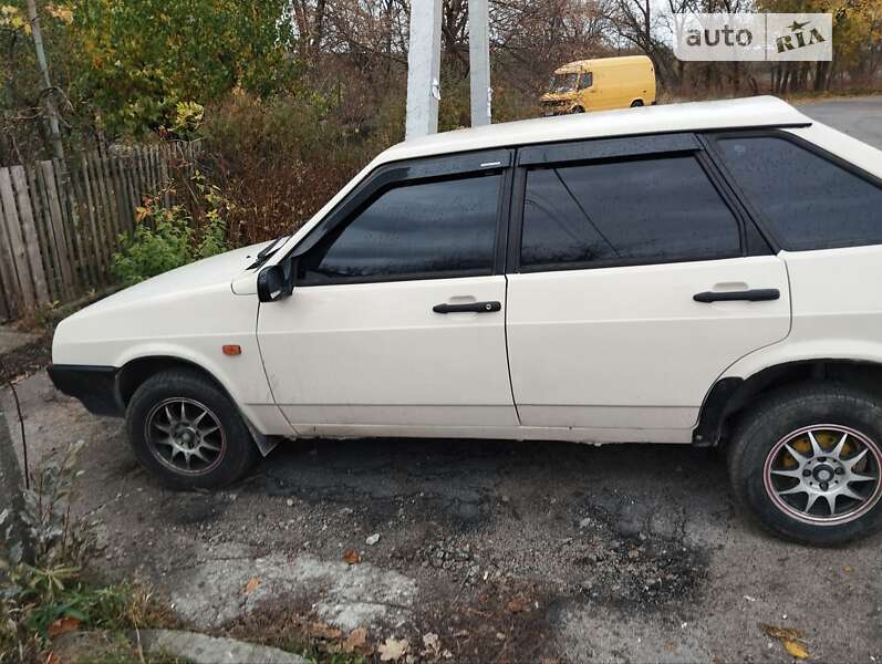 Хетчбек ВАЗ / Lada 2109 1990 в Запоріжжі
