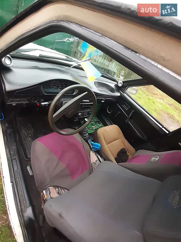 Хетчбек ВАЗ / Lada 2109 1994 в Кропивницькому фото 4 Хетчбек ВАЗ / Lada 2109 1994 в Кропивницькому