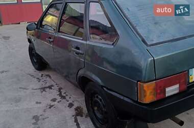 Хэтчбек ВАЗ 2109 1993 в 