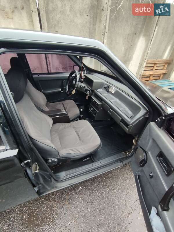 Хетчбек ВАЗ / Lada 2109 1995 в Сумах