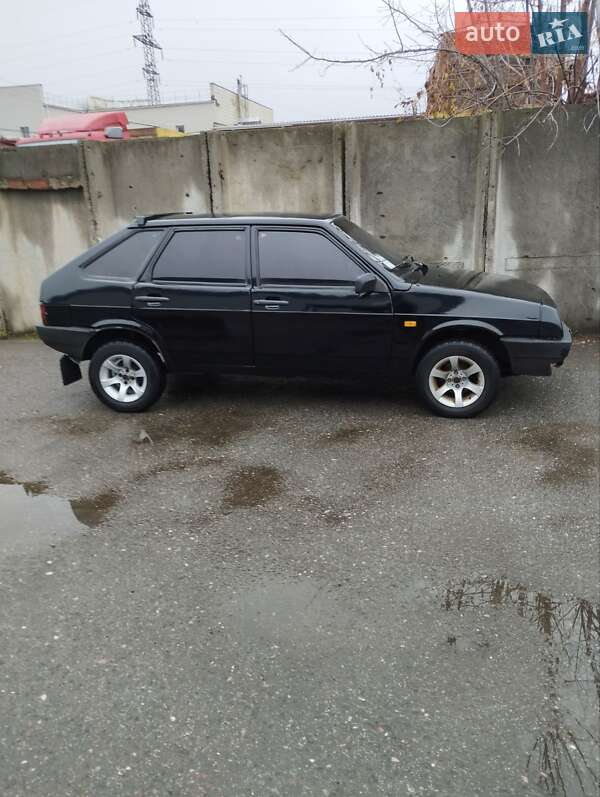 Хетчбек ВАЗ / Lada 2109 1995 в Сумах