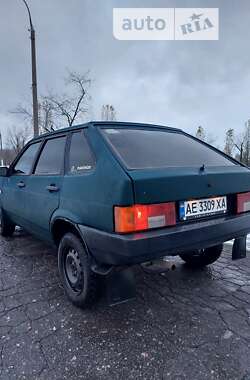 Хэтчбек ВАЗ / Lada 2109 2002 в Каменском