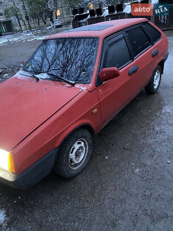 Хэтчбек ВАЗ / Lada 2109 1994 в Кривом Роге