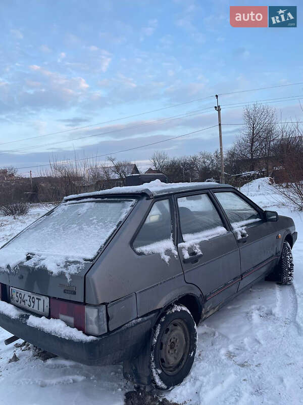 Хетчбек ВАЗ / Lada 2109 1993 в Івано-Франківську