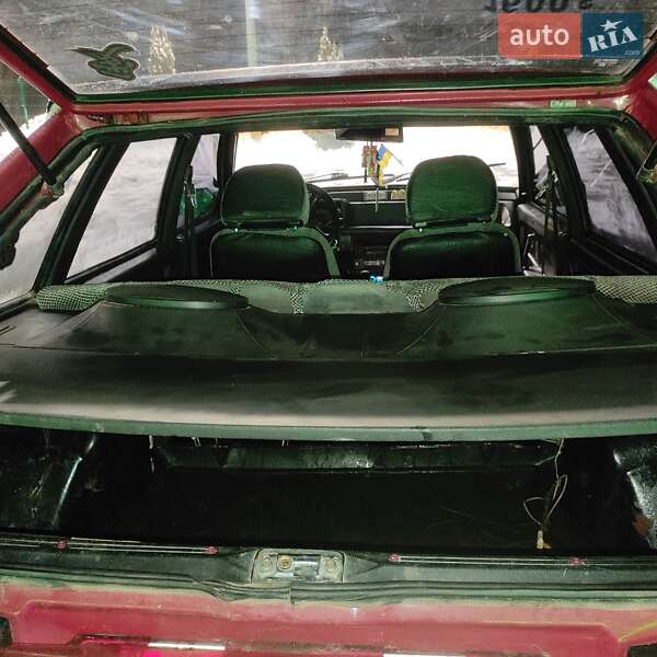 Хэтчбек ВАЗ / Lada 2109 1992 в Кременчуге фото 4 Хэтчбек ВАЗ / Lada 2109 1992 в Кременчуге