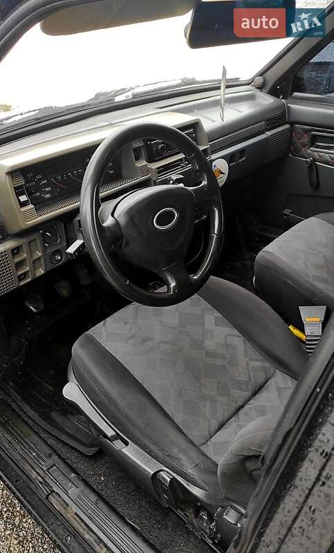 Хетчбек ВАЗ / Lada 2109 2006 в Семенівці