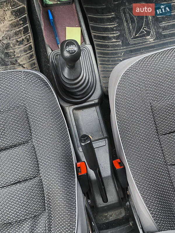 Хетчбек ВАЗ / Lada 2109 2000 в Харкові