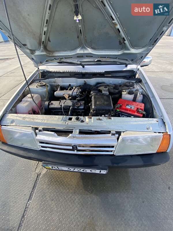 Хетчбек ВАЗ / Lada 2109 2004 в Одесі фото 8 Хетчбек ВАЗ / Lada 2109 2004 в Одесі