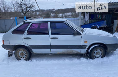 Хэтчбек ВАЗ / Lada 2109 2004 в Виннице