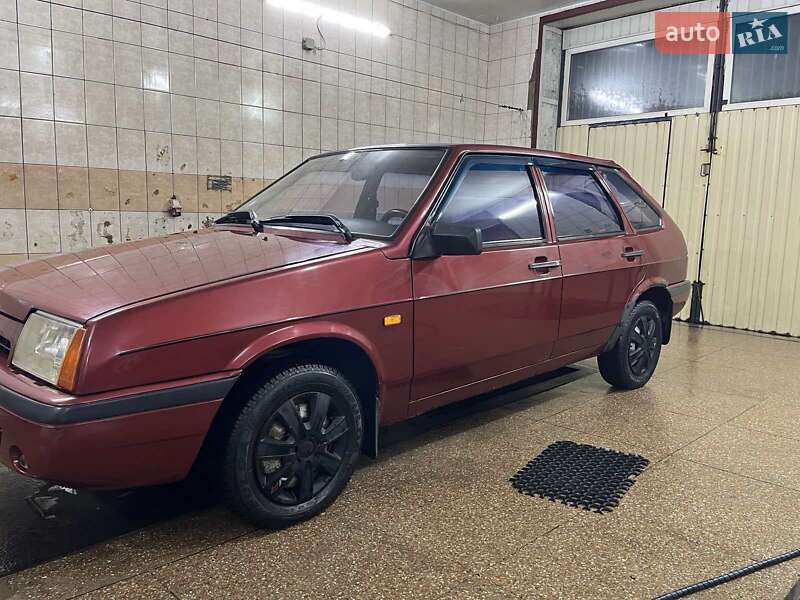 Хэтчбек ВАЗ / Lada 2109 1998 в Запорожье