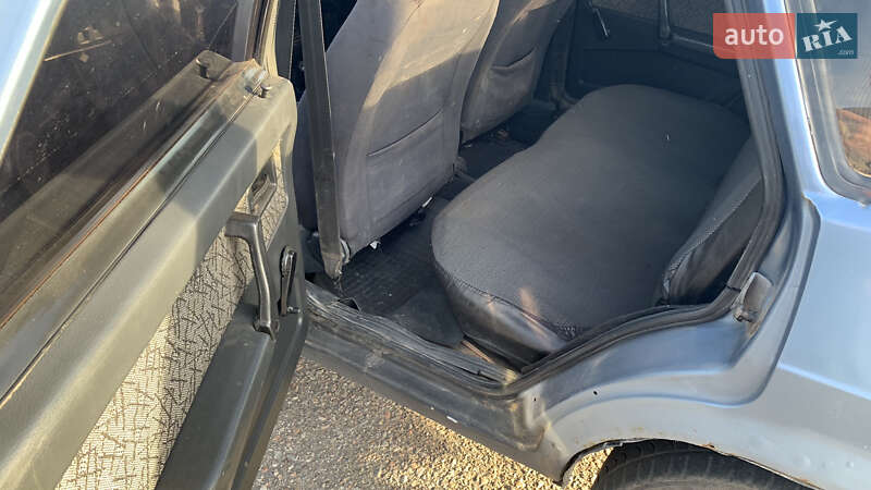 Хэтчбек ВАЗ / Lada 2109 2006 в Первомайске фото 12 Хэтчбек ВАЗ / Lada 2109 2006 в Первомайске