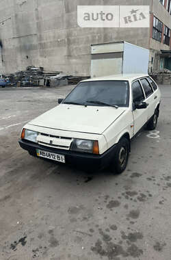 Хэтчбек ВАЗ / Lada 2109 1990 в Одессе